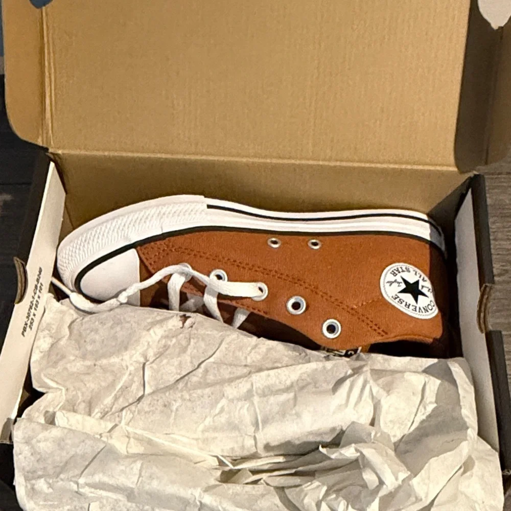 Converse Chuck Taylor All Star Street Canvas Sneaker